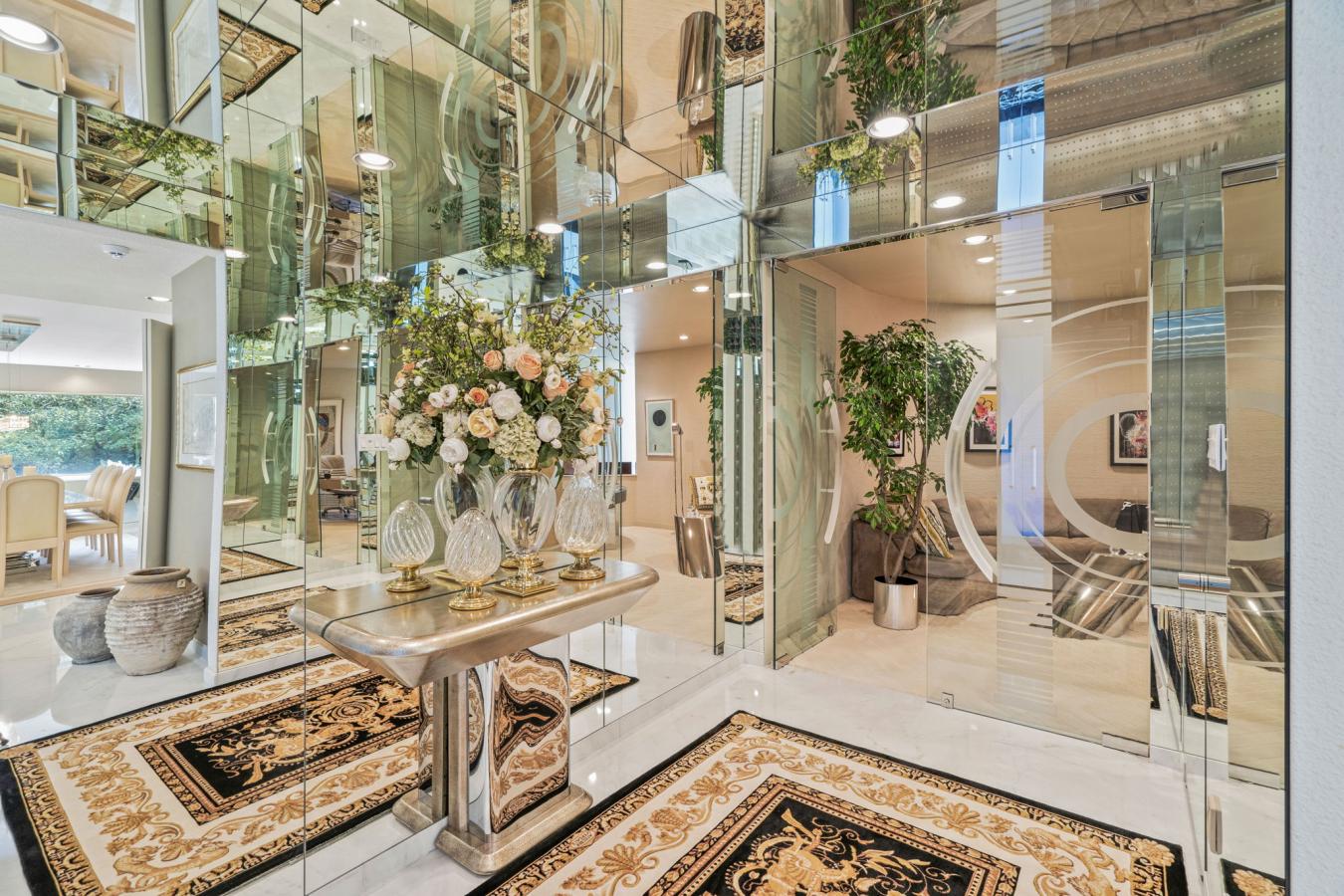 Toronto, ON, M3B 1T2, Canada, 5 Bedrooms Bedrooms, ,6 BathroomsBathrooms,Residential,For Sale,1701172