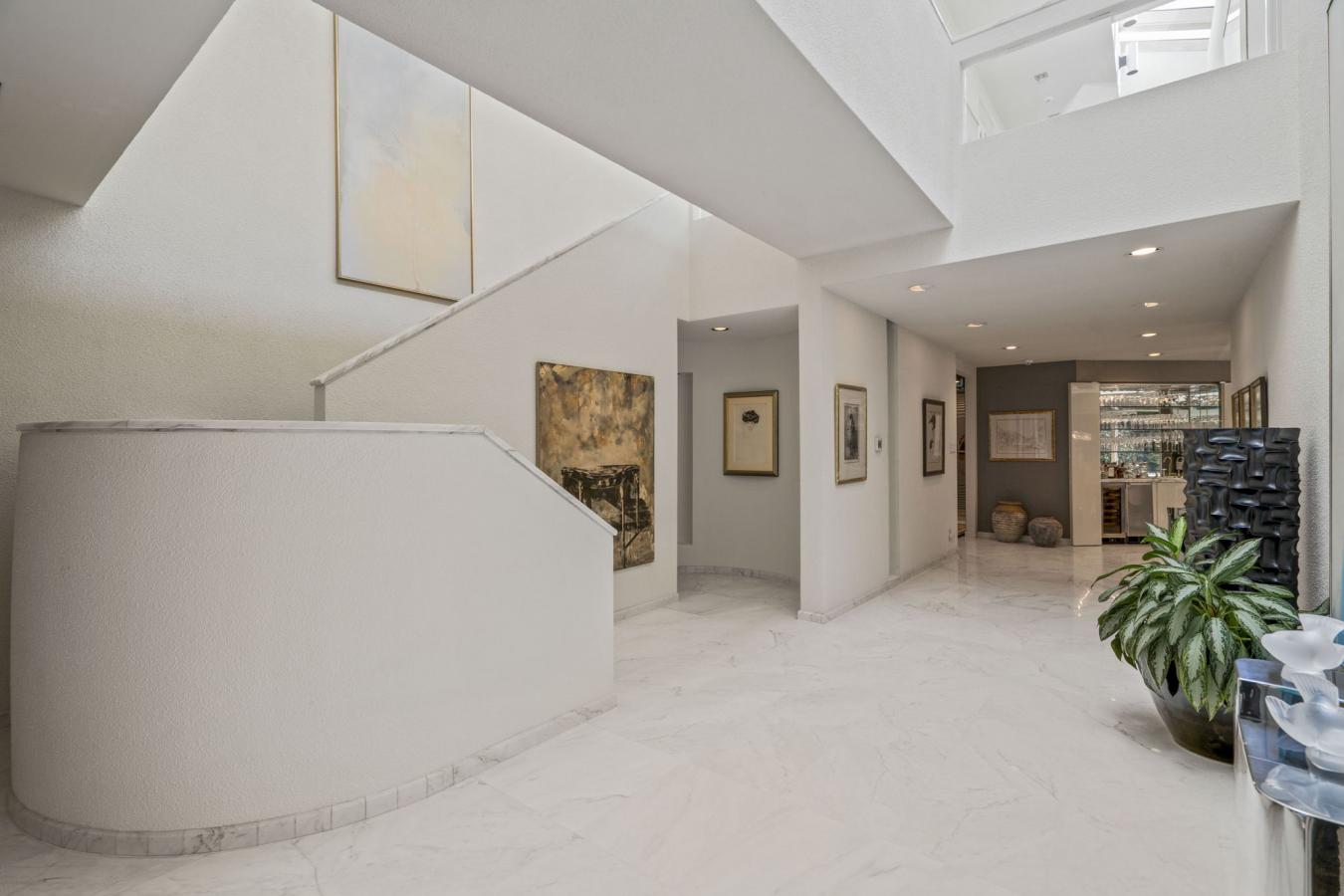 Toronto, ON, M3B 1T2, Canada, 5 Bedrooms Bedrooms, ,6 BathroomsBathrooms,Residential,For Sale,1701172