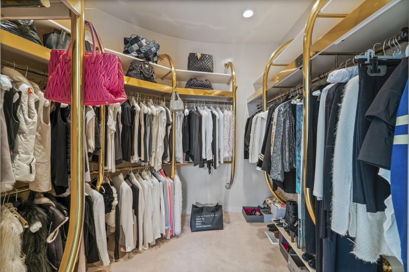 Toronto, ON, M3B 1T2, Canada, 5 Bedrooms Bedrooms, ,6 BathroomsBathrooms,Residential,For Sale,1701172