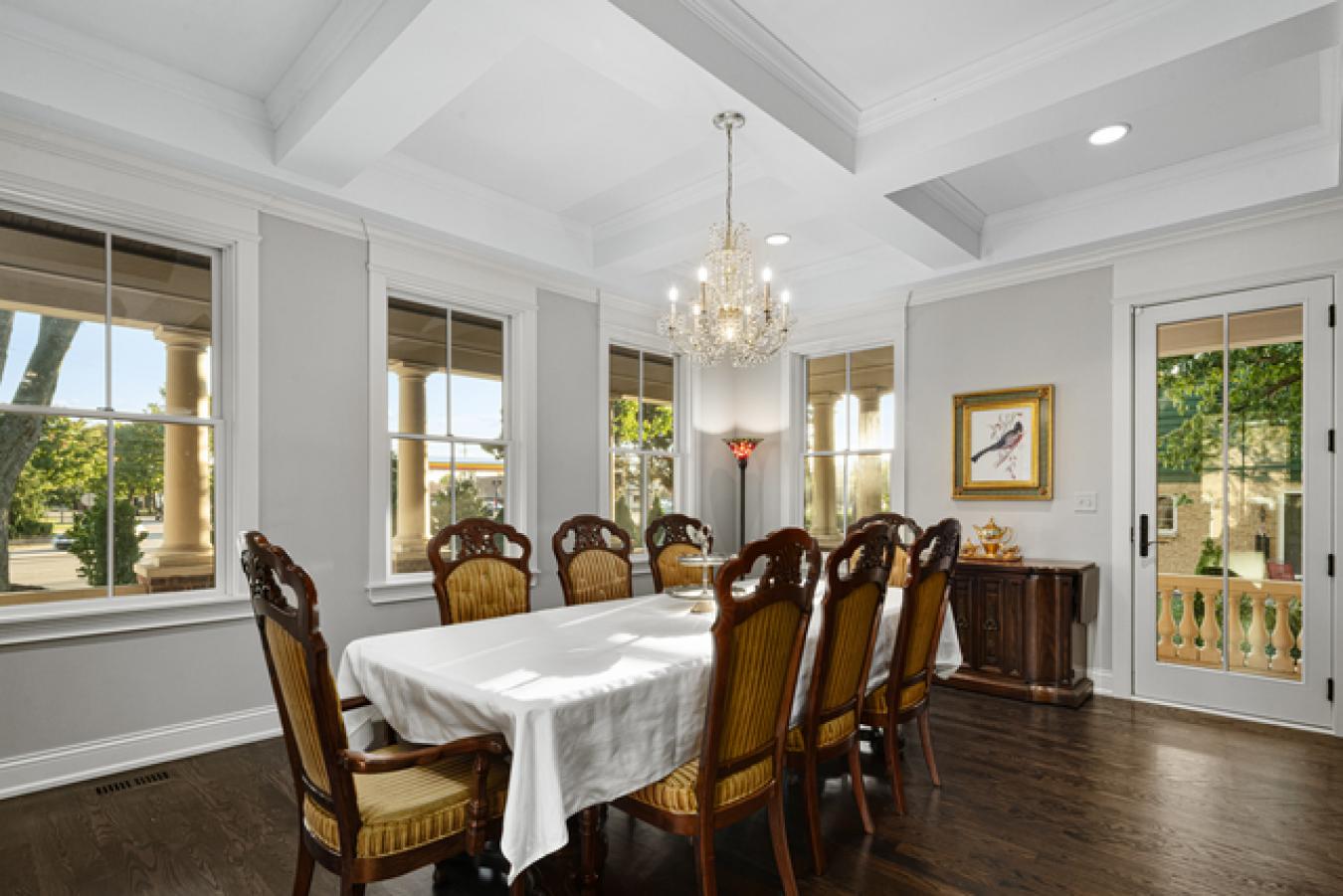 Arlington Heights, IL, 60005, United States, 5 Bedrooms Bedrooms, ,4 BathroomsBathrooms,Residential,For Sale,1701151