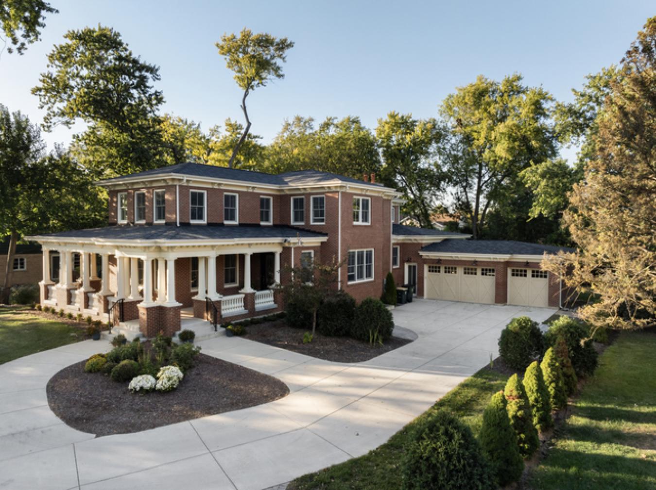 Arlington Heights, IL, 60005, United States, 5 Bedrooms Bedrooms, ,4 BathroomsBathrooms,Residential,For Sale,1701151