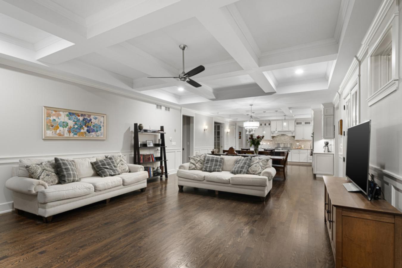 Arlington Heights, IL, 60005, United States, 5 Bedrooms Bedrooms, ,4 BathroomsBathrooms,Residential,For Sale,1701151