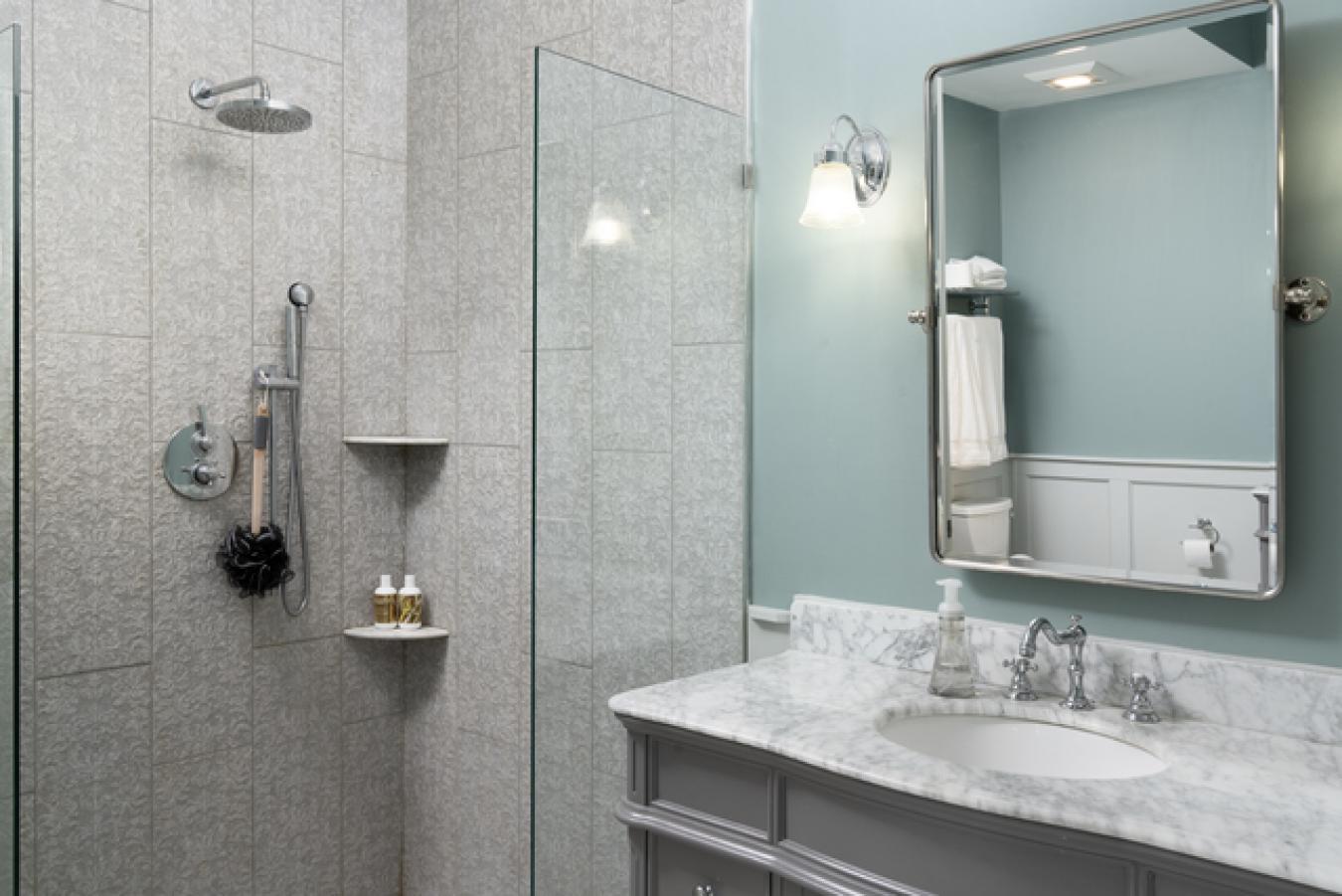 Arlington Heights, IL, 60005, United States, 5 Bedrooms Bedrooms, ,4 BathroomsBathrooms,Residential,For Sale,1701151