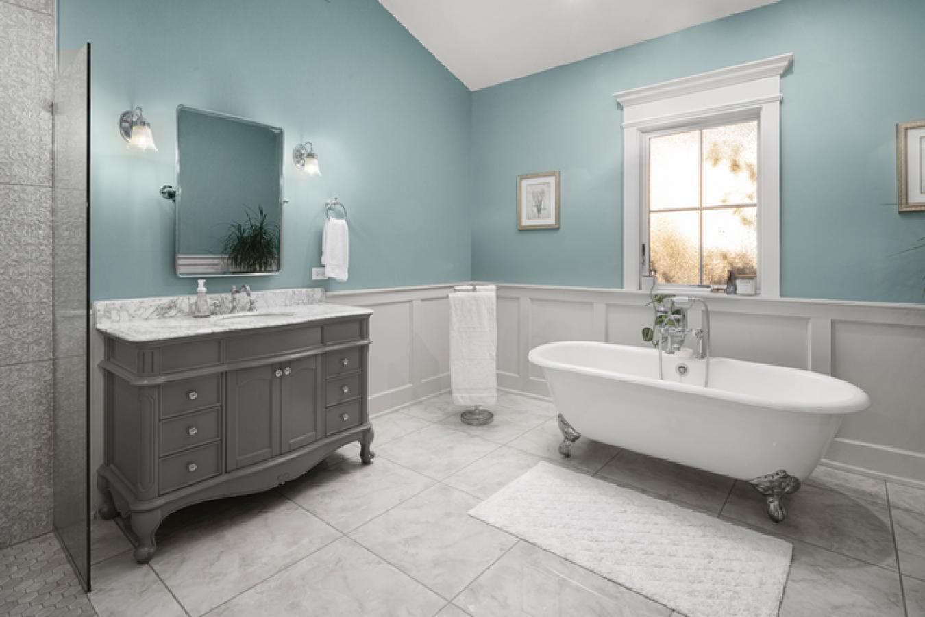 Arlington Heights, IL, 60005, United States, 5 Bedrooms Bedrooms, ,4 BathroomsBathrooms,Residential,For Sale,1701151