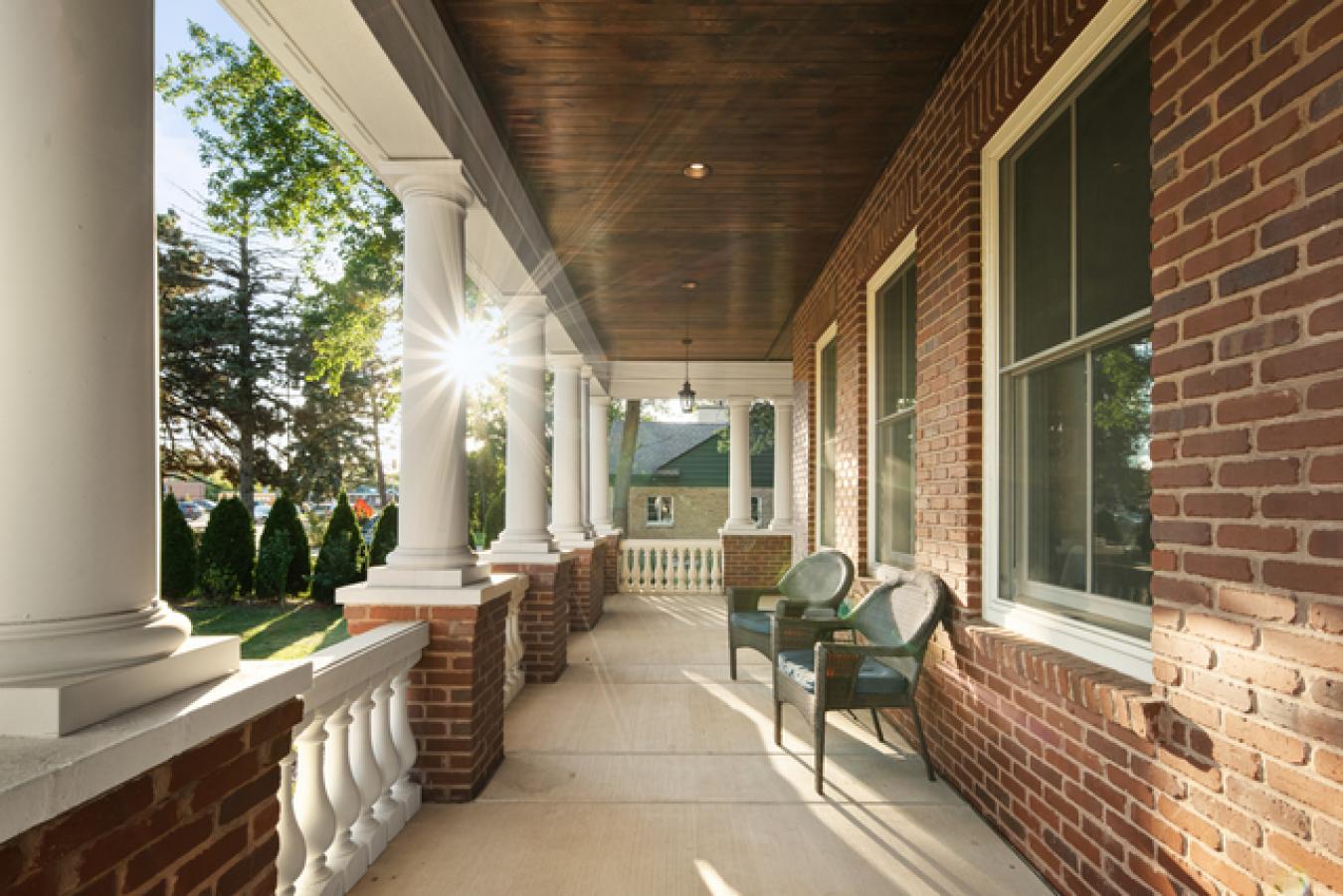 Arlington Heights, IL, 60005, United States, 5 Bedrooms Bedrooms, ,4 BathroomsBathrooms,Residential,For Sale,1701151