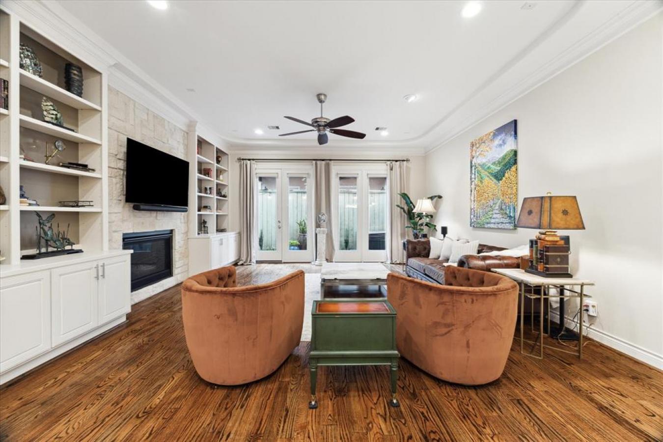 Houston, TX, 77019, United States, 3 Bedrooms Bedrooms, ,3 BathroomsBathrooms,Residential,For Sale,1701144