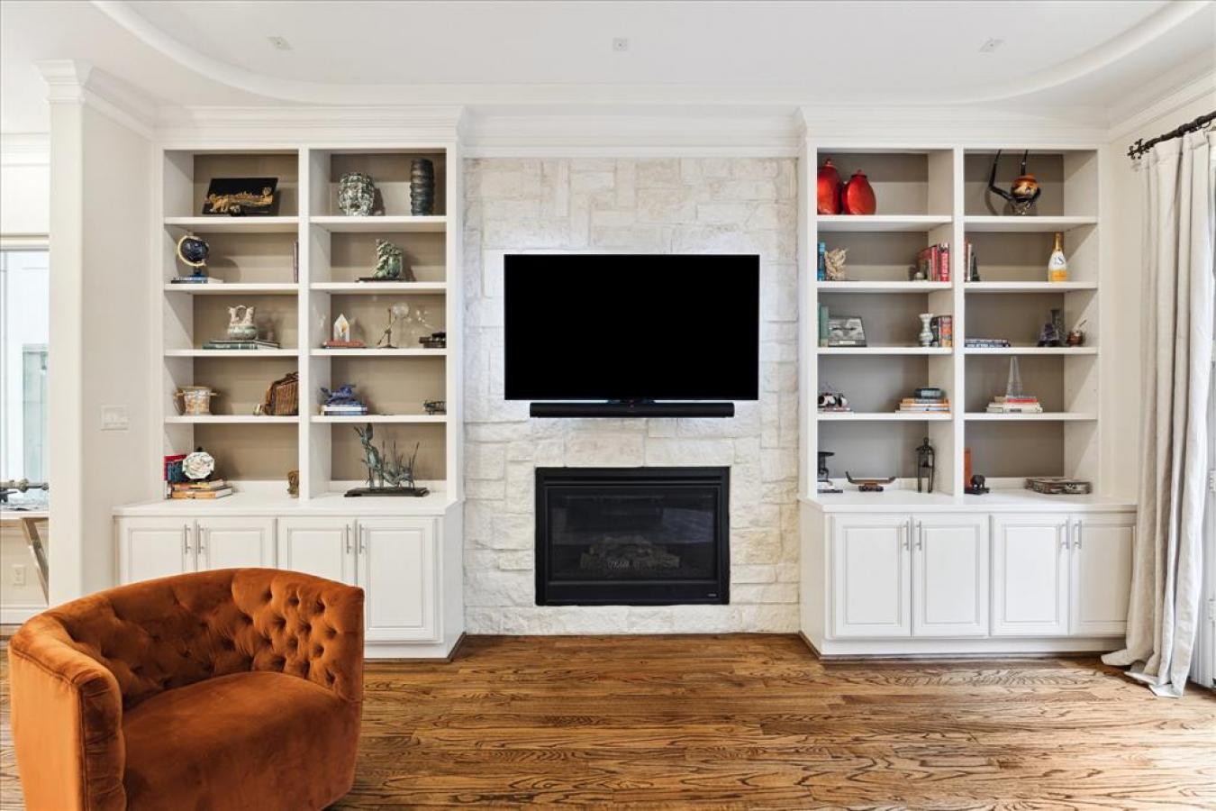 Houston, TX, 77019, United States, 3 Bedrooms Bedrooms, ,3 BathroomsBathrooms,Residential,For Sale,1701144