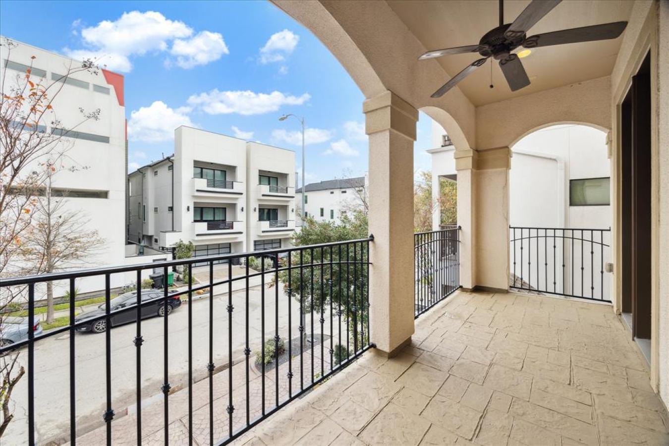 Houston, TX, 77019, United States, 3 Bedrooms Bedrooms, ,3 BathroomsBathrooms,Residential,For Sale,1701144