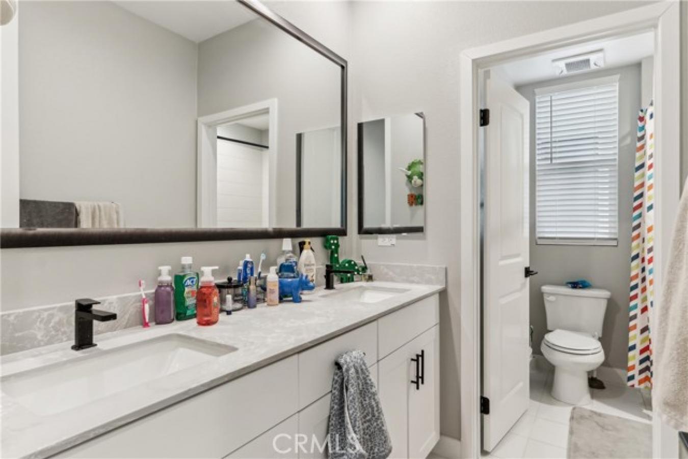 Gardena, CA, 90249, United States, 4 Bedrooms Bedrooms, ,2 BathroomsBathrooms,Residential,For Sale,1701143