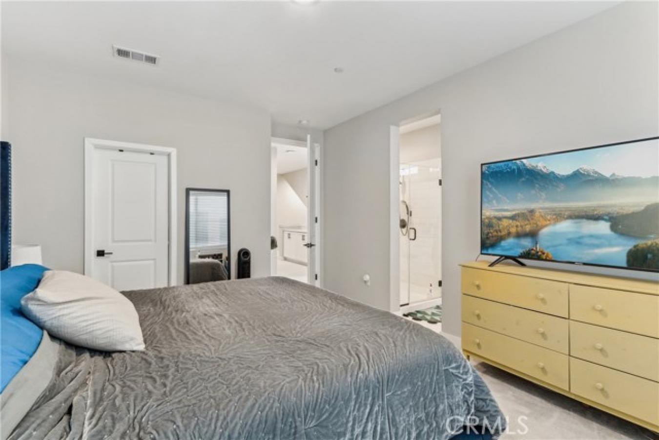 Gardena, CA, 90249, United States, 4 Bedrooms Bedrooms, ,2 BathroomsBathrooms,Residential,For Sale,1701143