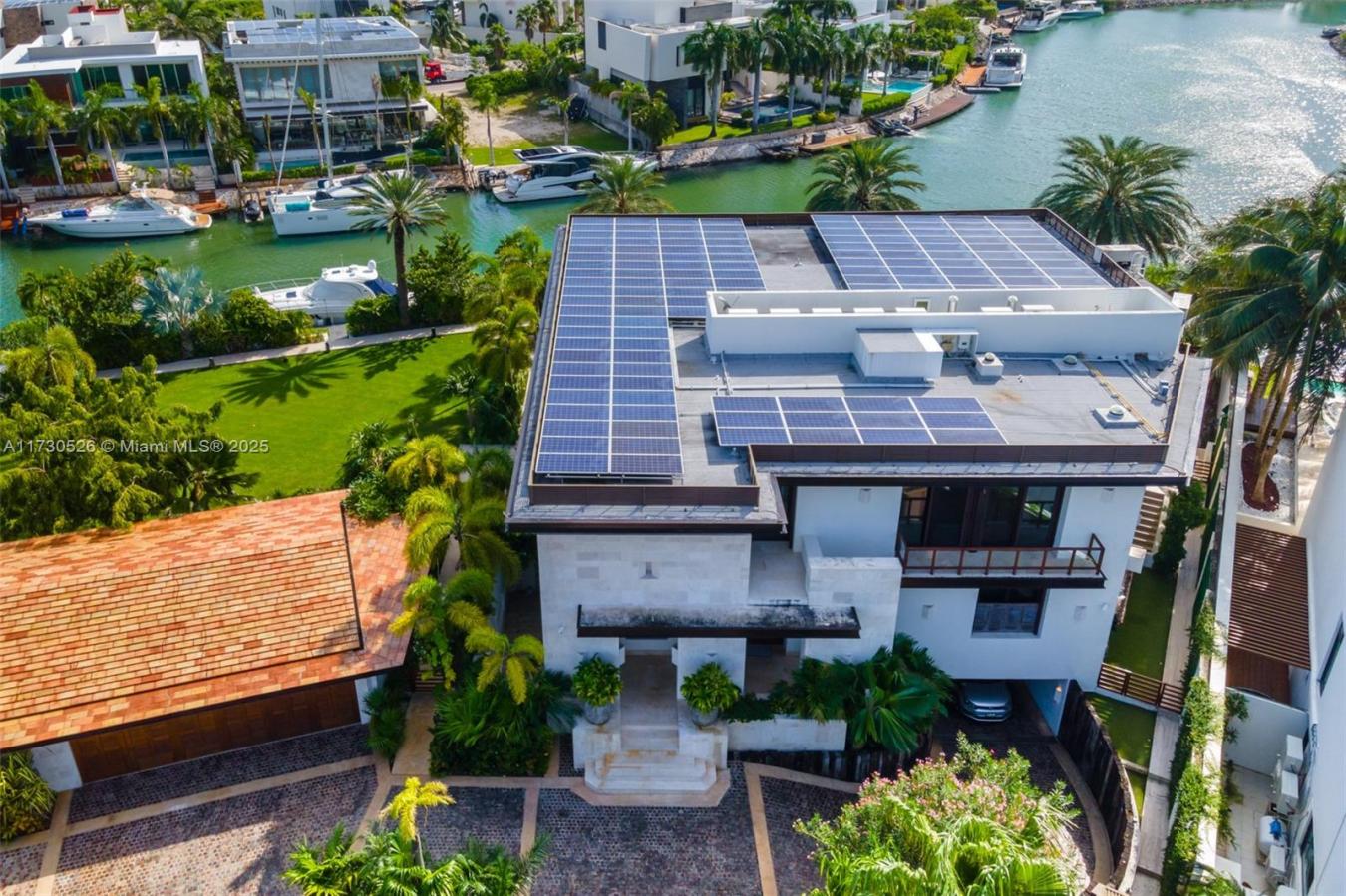 Cancun, Mexico, 6 Bedrooms Bedrooms, ,11 BathroomsBathrooms,Residential,For Sale,1701138