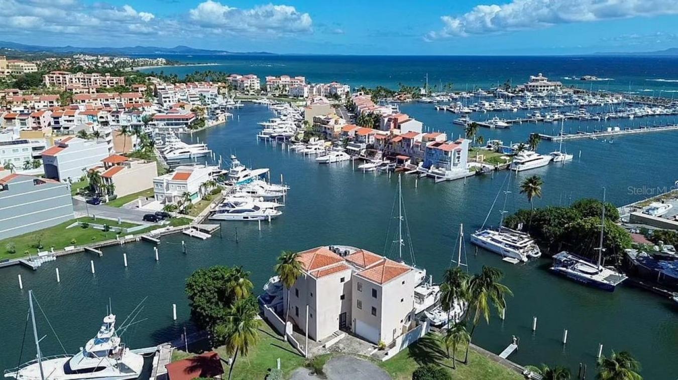 Humacao, 00791, Puerto Rico, 4 Bedrooms Bedrooms, ,4 BathroomsBathrooms,Residential,For Sale,1701126