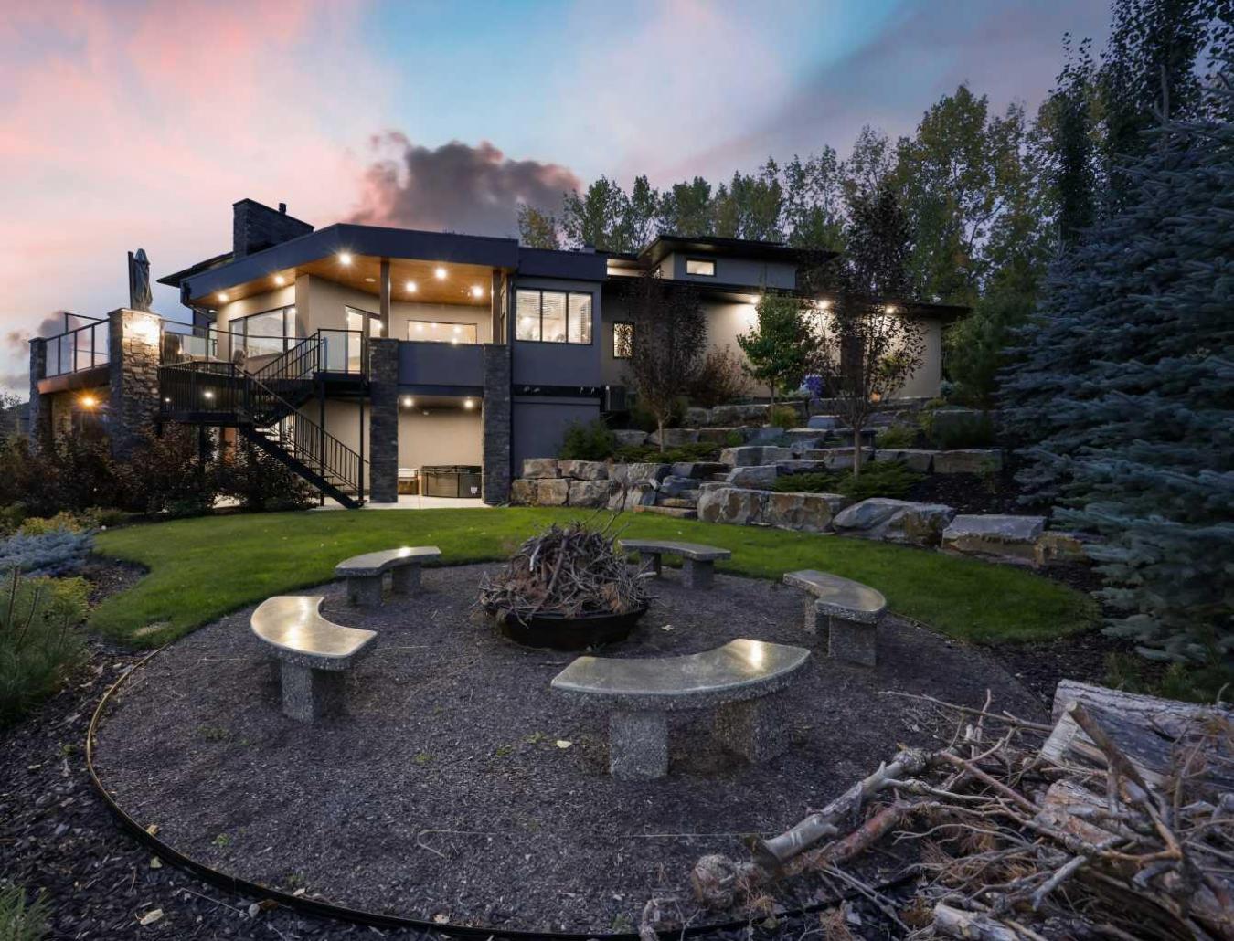 Calgary, AB, T3H 5M1, Canada, 5 Bedrooms Bedrooms, ,4 BathroomsBathrooms,Residential,For Sale,1701083