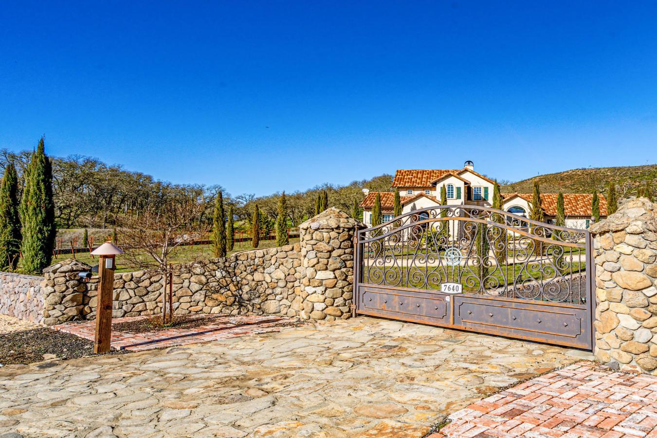 Pope Valley, CA, 94567, United States, 3 Bedrooms Bedrooms, ,2 BathroomsBathrooms,Residential,For Sale,1701075