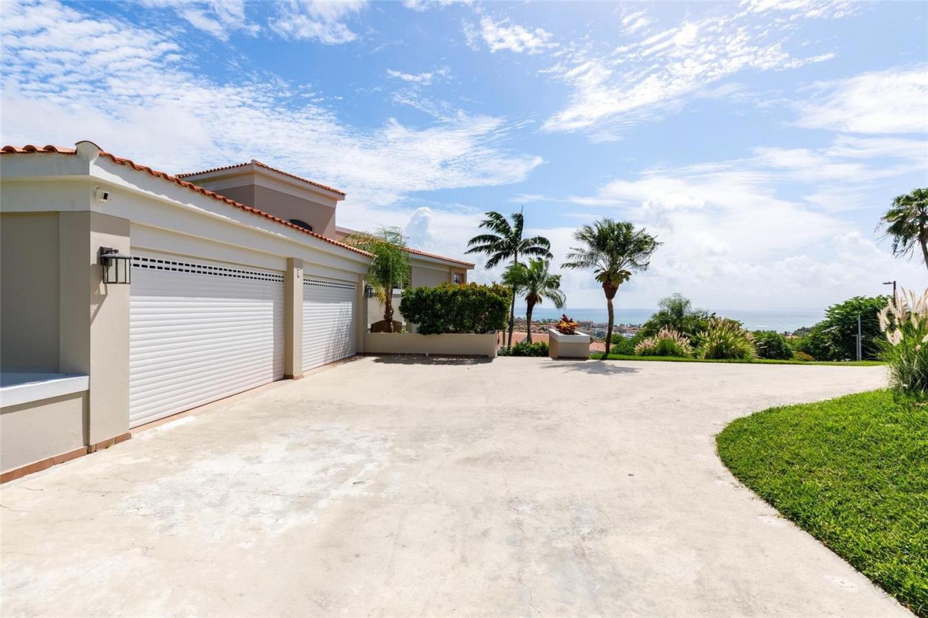 Humacao, 00791, Puerto Rico, 4 Bedrooms Bedrooms, ,3 BathroomsBathrooms,Residential,For Sale,1701074