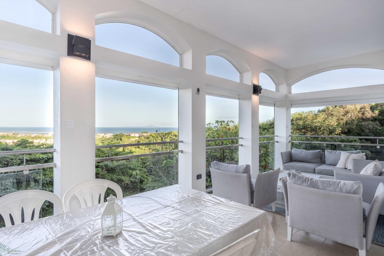 Humacao, 00791, Puerto Rico, 5 Bedrooms Bedrooms, ,4 BathroomsBathrooms,Residential,For Sale,1943964