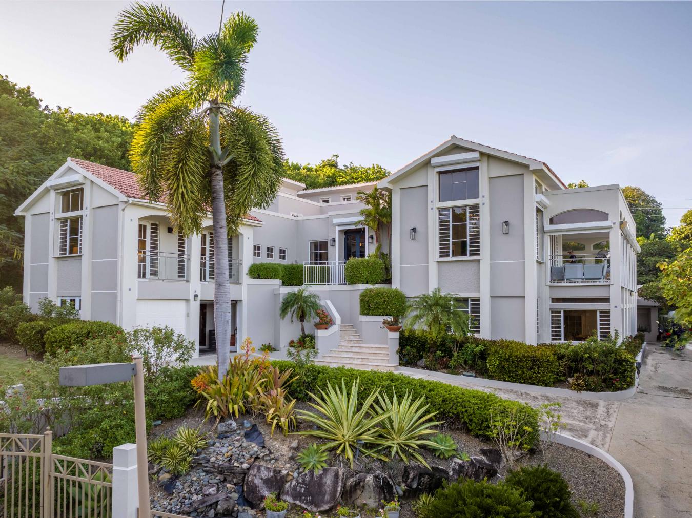 Humacao, 00791, Puerto Rico, 5 Bedrooms Bedrooms, ,4 BathroomsBathrooms,Residential,For Sale,1943964