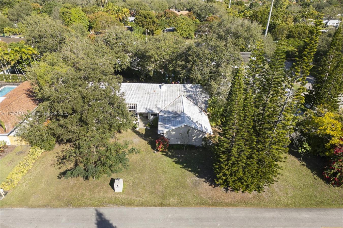 Miami, FL, 33156, United States, 3 Bedrooms Bedrooms, ,3 BathroomsBathrooms,Residential,For Sale,1701071