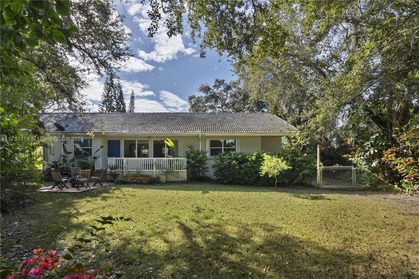 Miami, FL, 33156, United States, 3 Bedrooms Bedrooms, ,3 BathroomsBathrooms,Residential,For Sale,1701071