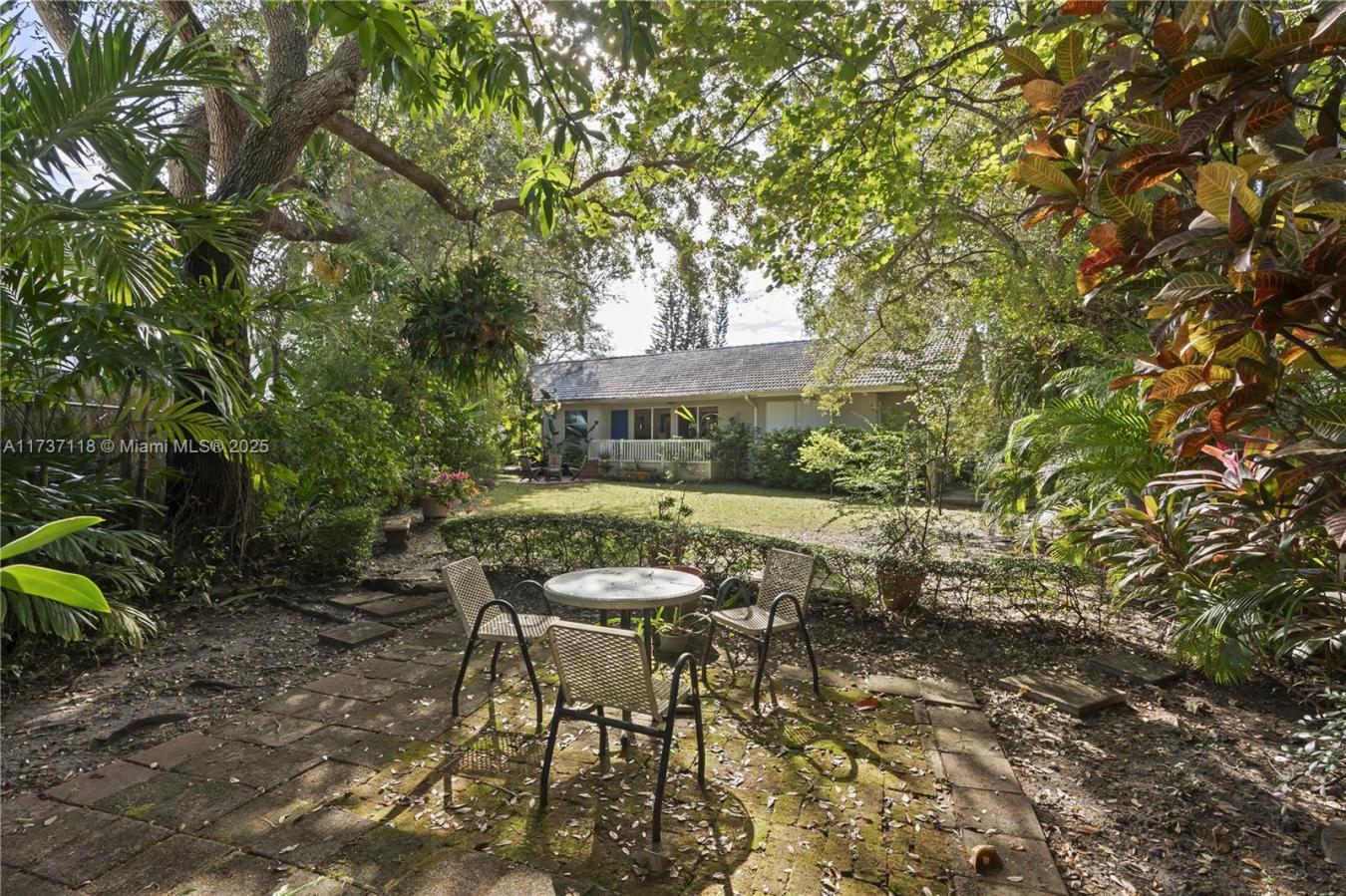 Miami, FL, 33156, United States, 3 Bedrooms Bedrooms, ,3 BathroomsBathrooms,Residential,For Sale,1701071