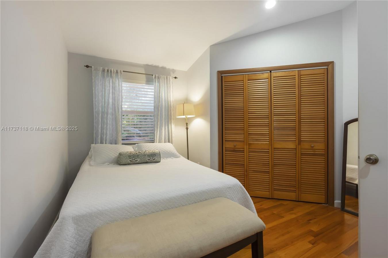 Miami, FL, 33156, United States, 3 Bedrooms Bedrooms, ,3 BathroomsBathrooms,Residential,For Sale,1701071