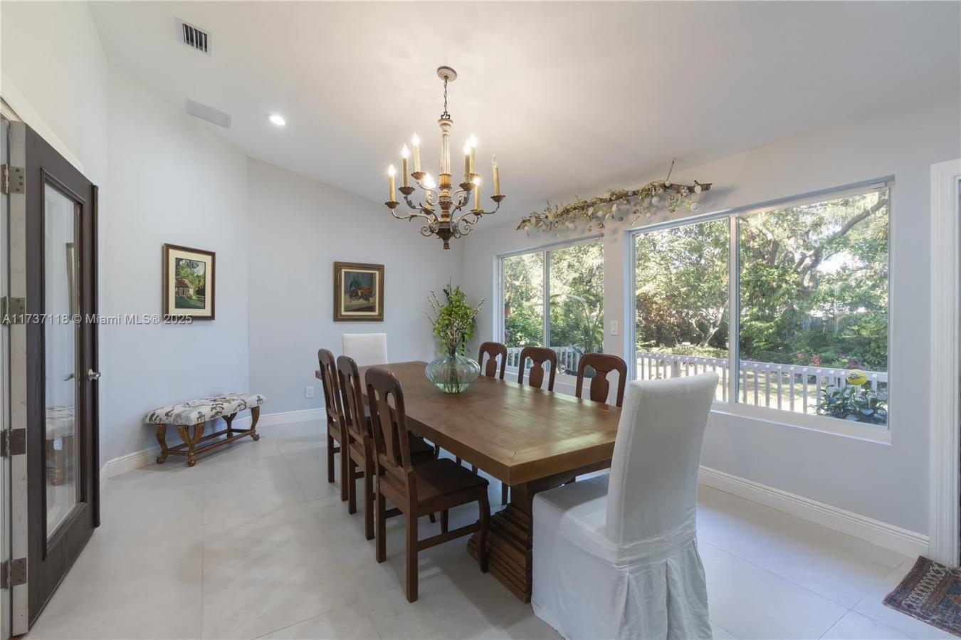 Miami, FL, 33156, United States, 3 Bedrooms Bedrooms, ,3 BathroomsBathrooms,Residential,For Sale,1701071