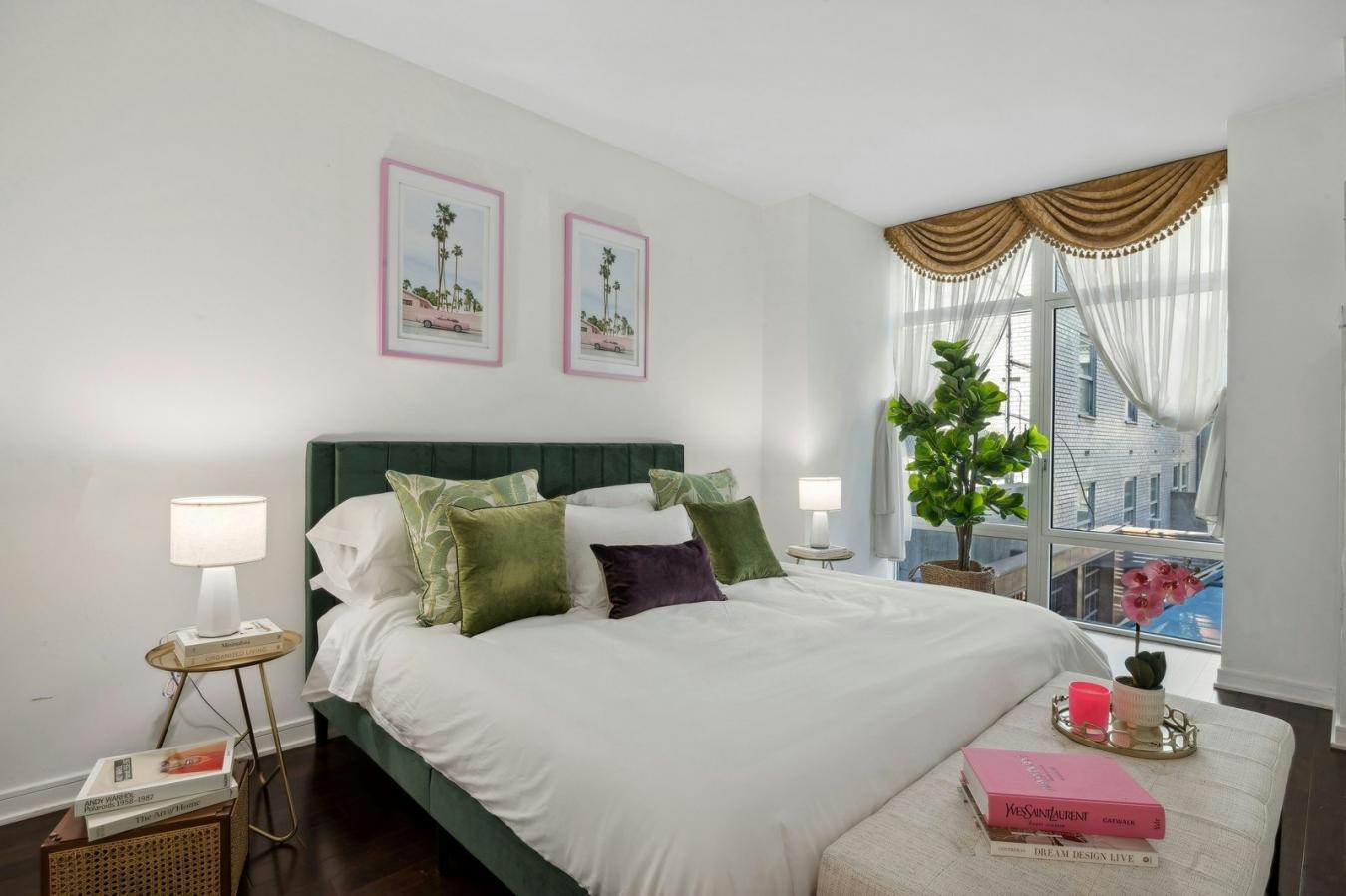 New York, New York, 10022, United States, 4 Bedrooms Bedrooms, ,3 BathroomsBathrooms,Residential,For Sale,1844503