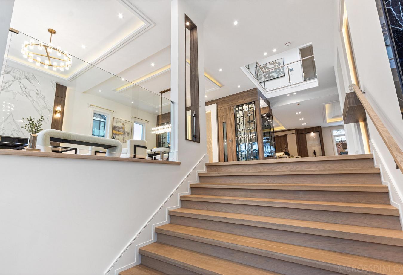 Toronto, ON, M2P 1Z1, Canada, 5 Bedrooms Bedrooms, ,8 BathroomsBathrooms,Residential,For Sale,1700996
