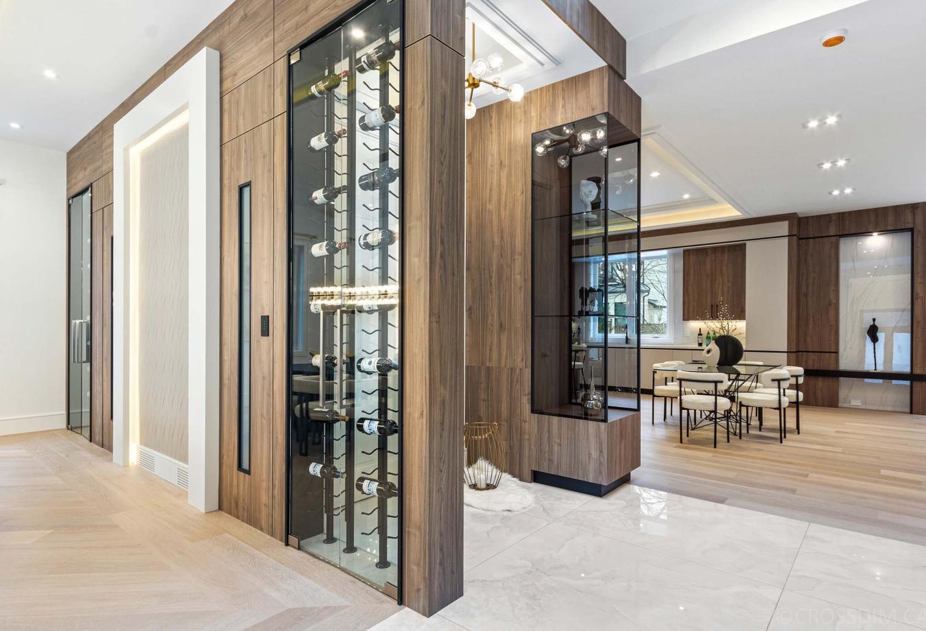 Toronto, ON, M2P 1Z1, Canada, 5 Bedrooms Bedrooms, ,8 BathroomsBathrooms,Residential,For Sale,1700996