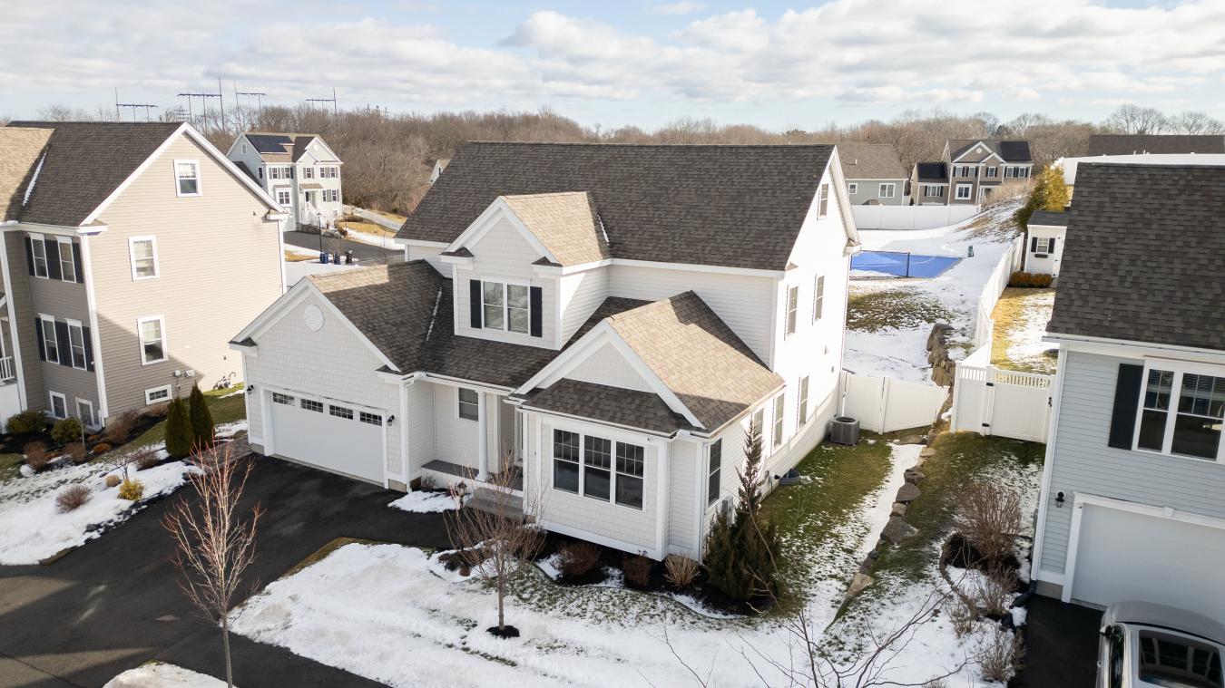 Salem, MA, 01970, United States, 4 Bedrooms Bedrooms, ,2 BathroomsBathrooms,Residential,For Sale,1700983 Salem, MA, 01970, United States, 4 Bedrooms Bedrooms, ,2 BathroomsBathrooms,Residential,For Sale,1700983