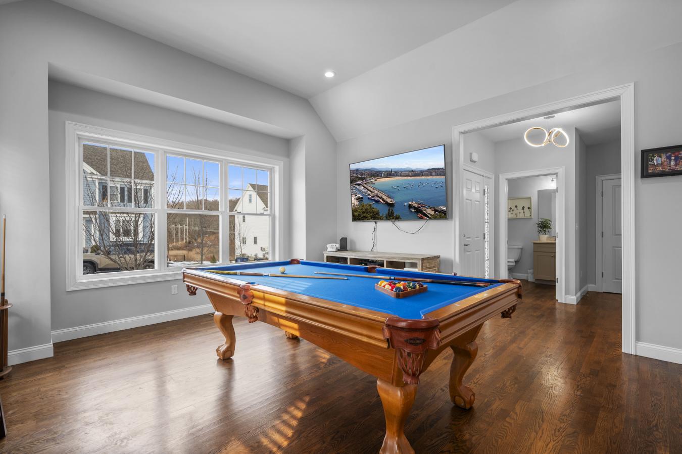 Salem, MA, 01970, United States, 4 Bedrooms Bedrooms, ,2 BathroomsBathrooms,Residential,For Sale,1700983