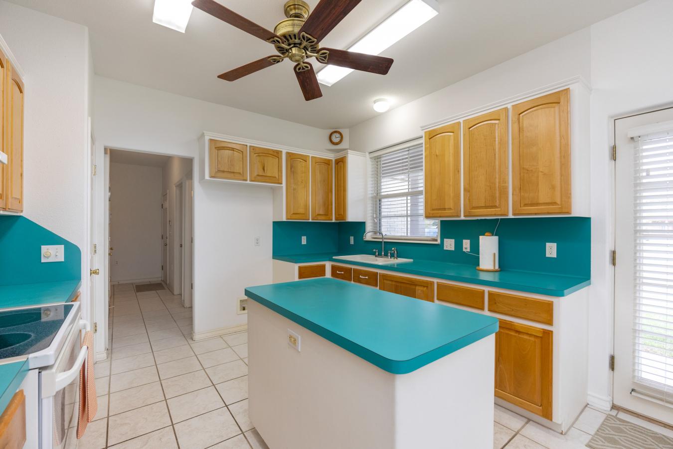 Corpus Christi, TX, 78413, United States, 4 Bedrooms Bedrooms, ,3 BathroomsBathrooms,Residential,For Sale,1700975