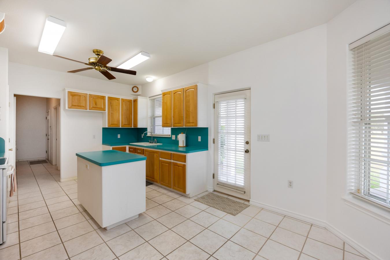 Corpus Christi, TX, 78413, United States, 4 Bedrooms Bedrooms, ,3 BathroomsBathrooms,Residential,For Sale,1700975