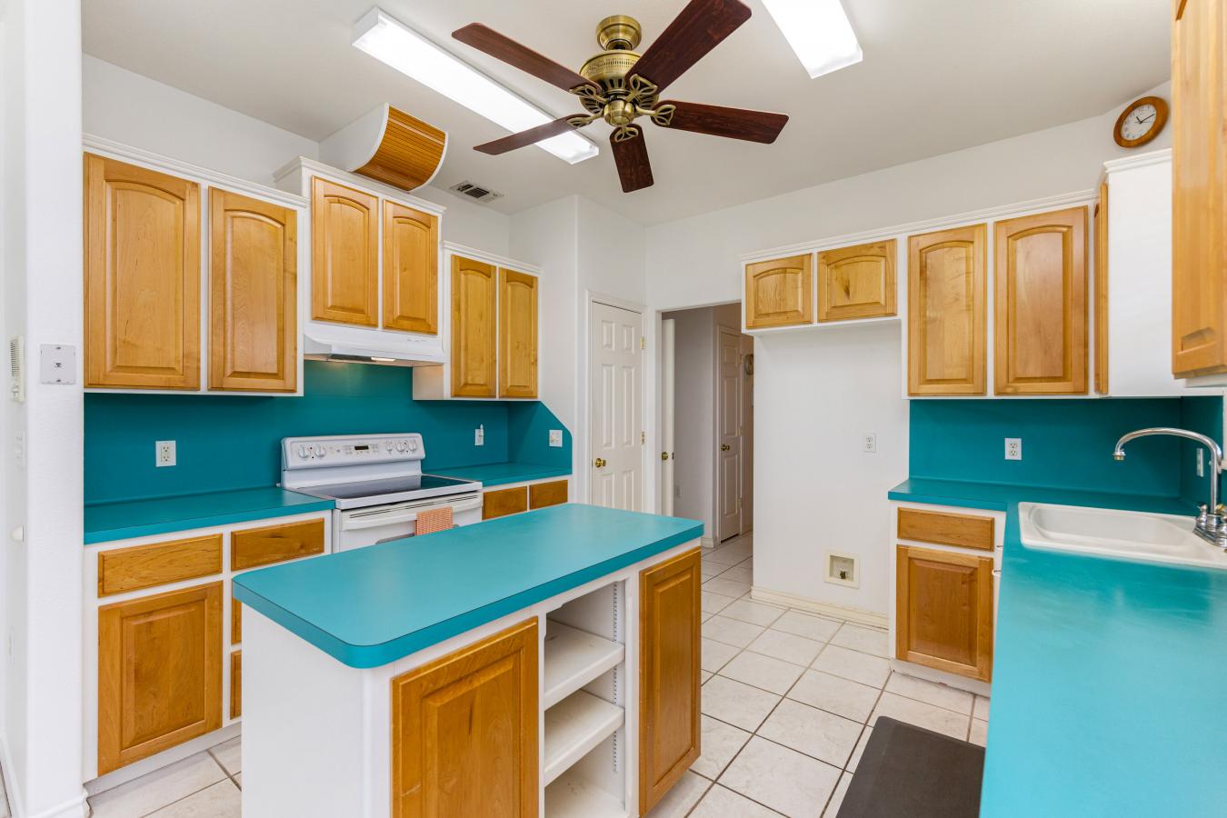 Corpus Christi, TX, 78413, United States, 4 Bedrooms Bedrooms, ,3 BathroomsBathrooms,Residential,For Sale,1700975