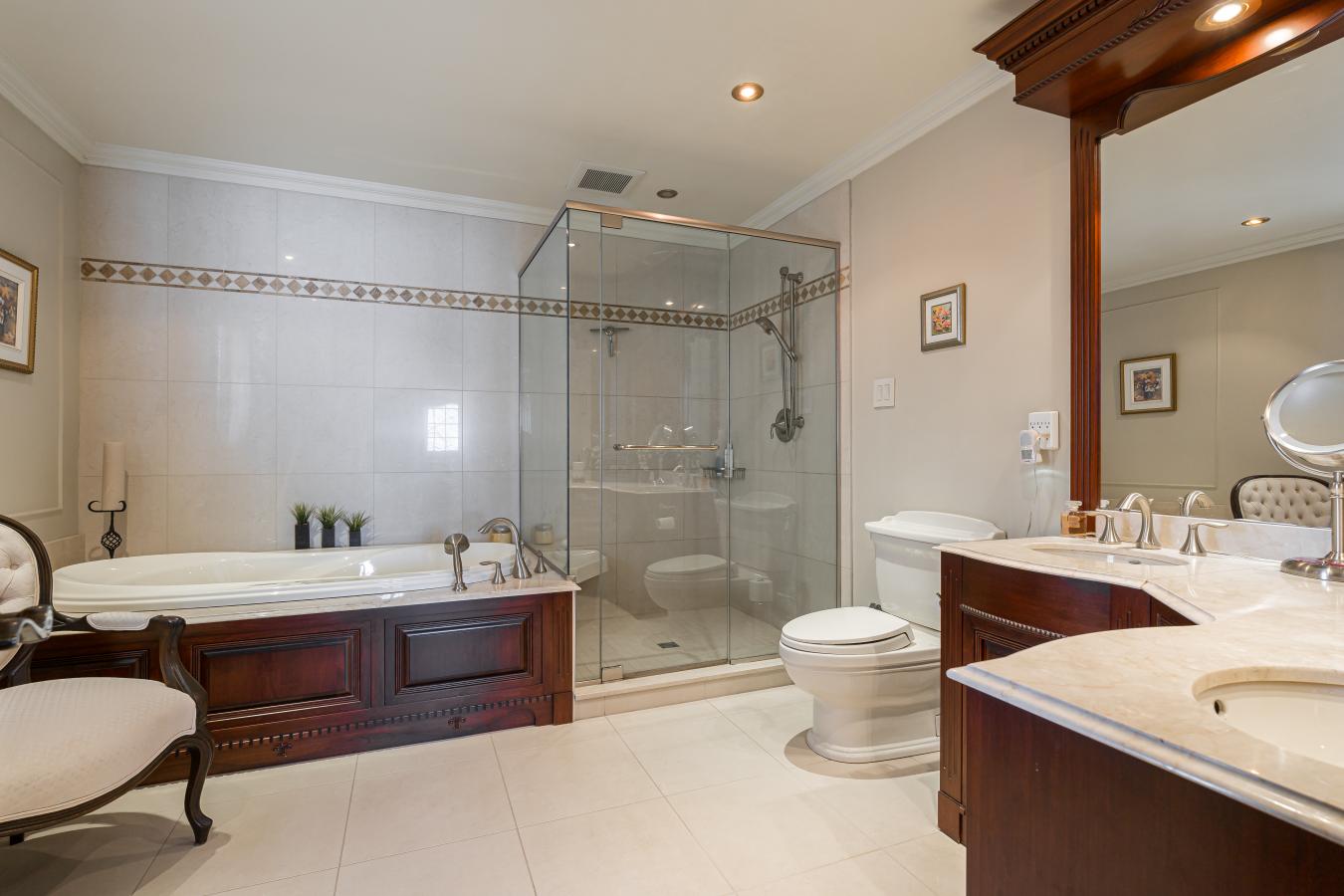 Notre-Dame-l'Île-Perrot, QC, J7W 2C5, Canada, 4 Bedrooms Bedrooms, ,2 BathroomsBathrooms,Residential,For Sale,1700953