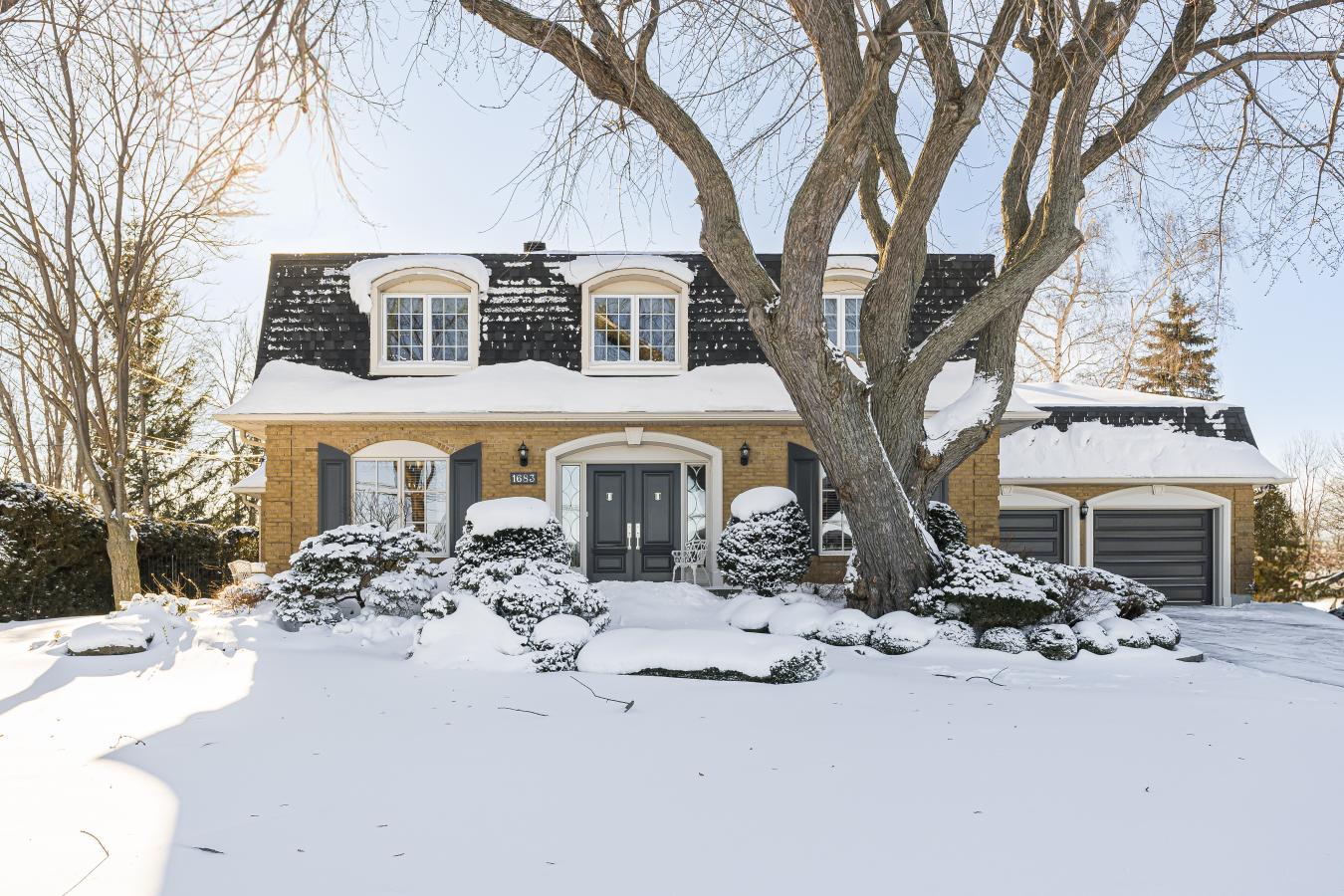 Notre-Dame-l'Île-Perrot, QC, J7W 2C5, Canada, 4 Bedrooms Bedrooms, ,2 BathroomsBathrooms,Residential,For Sale,1700953