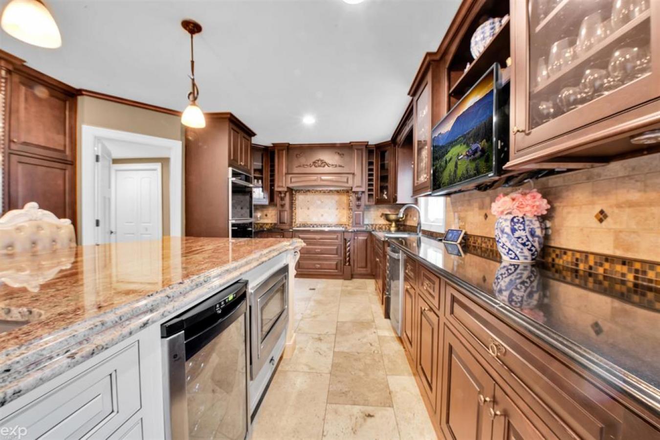 Grosse Pointe Shores, MI, 48236, United States, 5 Bedrooms Bedrooms, ,4 BathroomsBathrooms,Residential,For Sale,1700950