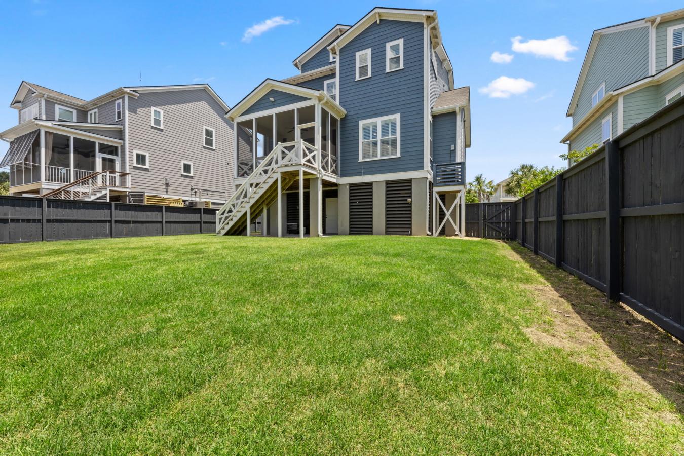 Mount Pleasant, South Carolina, 29464, United States, 4 Bedrooms Bedrooms, ,3 BathroomsBathrooms,Residential,For Sale,1706997