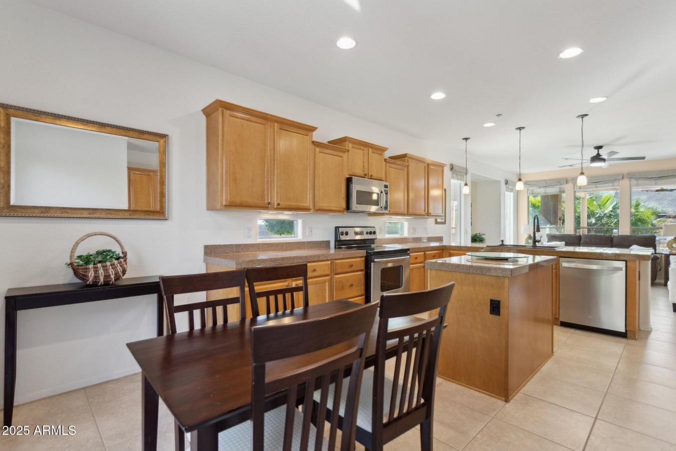 Peoria, Arizona, 85383, United States, 2 Bedrooms Bedrooms, ,2 BathroomsBathrooms,Residential,For Sale,1706978