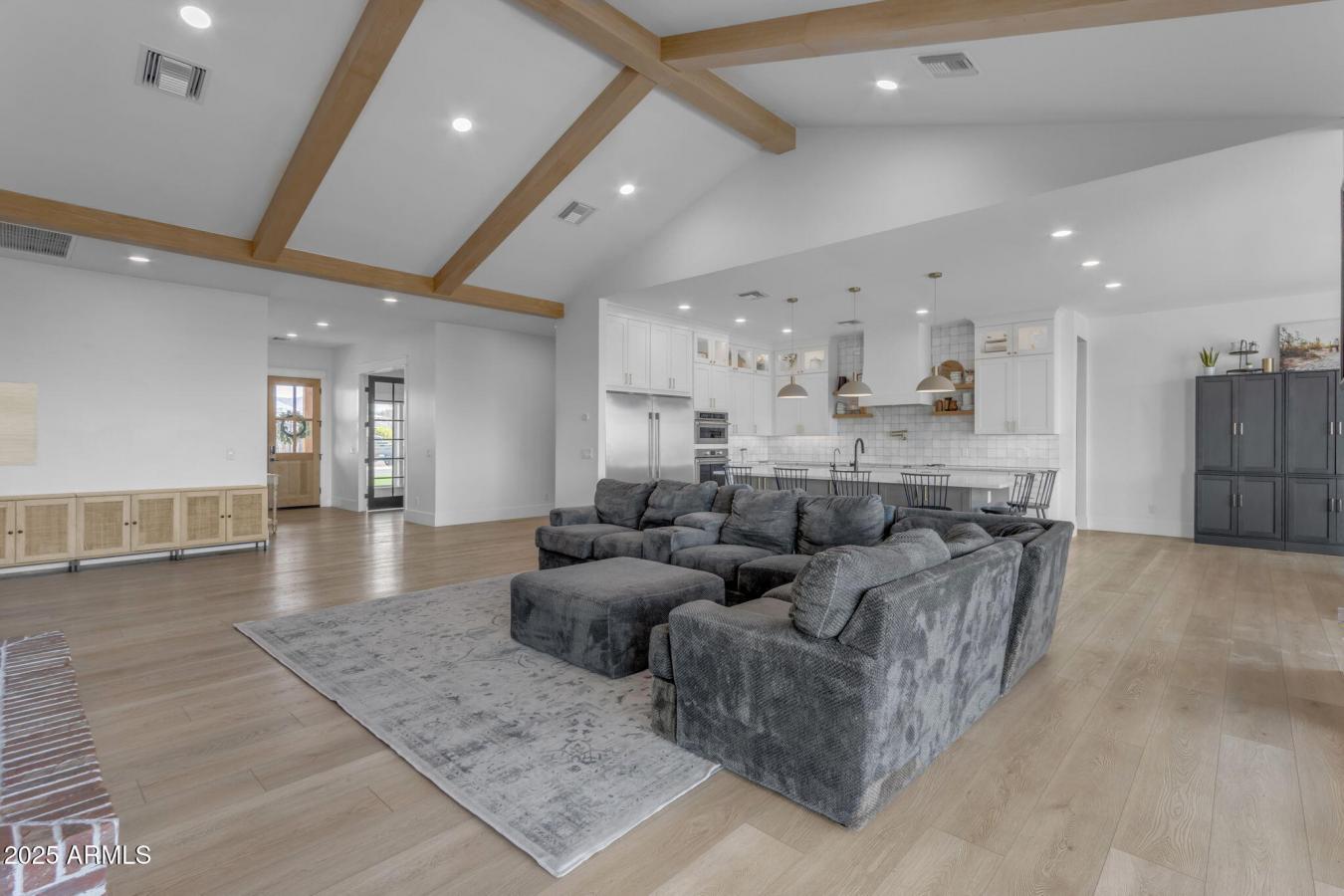 Mesa, Arizona, 85207, United States, 7 Bedrooms Bedrooms, ,Residential,For Sale,1706929