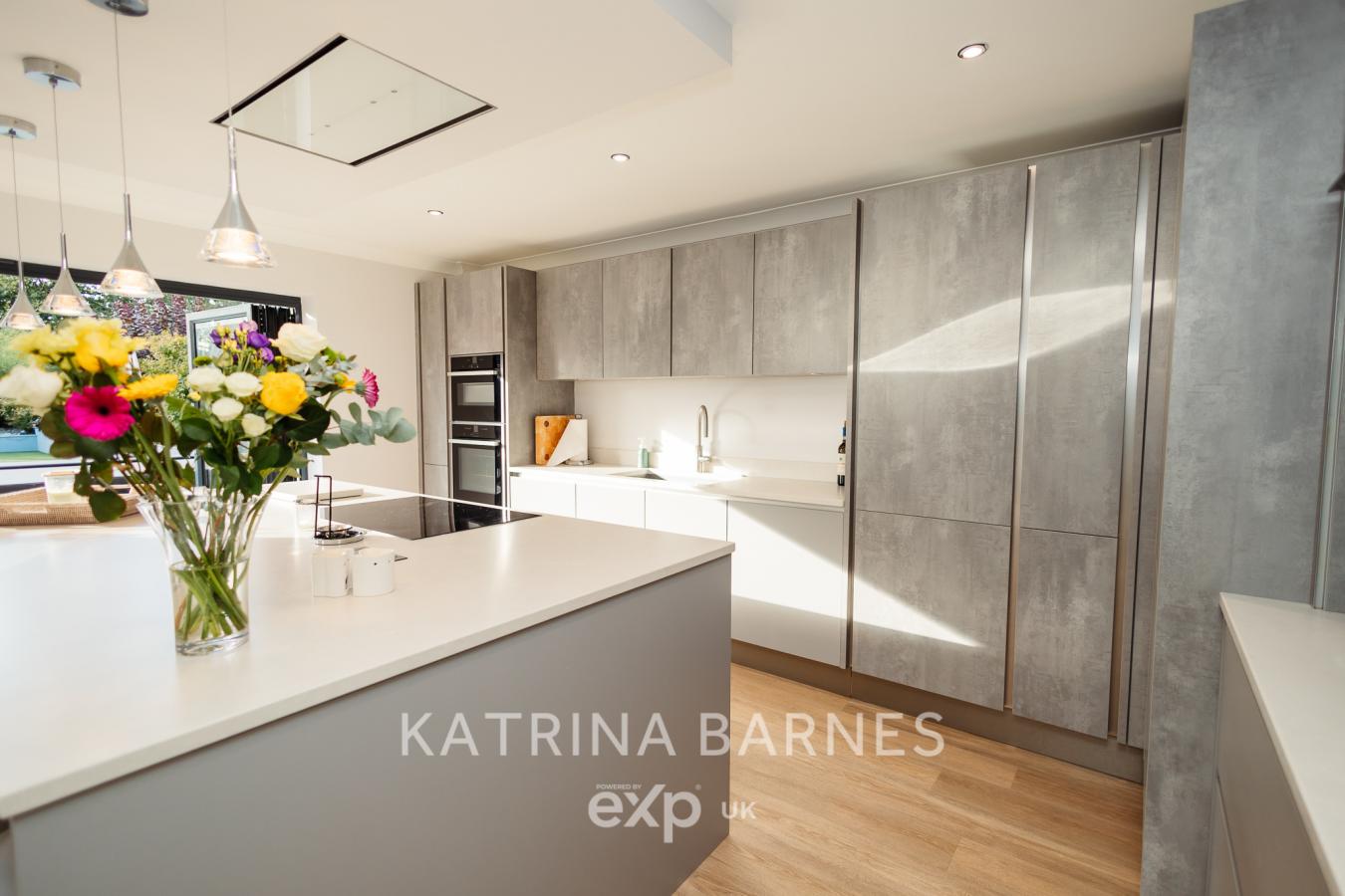 Wickham Bishops, CM8 3NA, United Kingdom, 5 Bedrooms Bedrooms, ,3 BathroomsBathrooms,Residential,For Sale,1706927