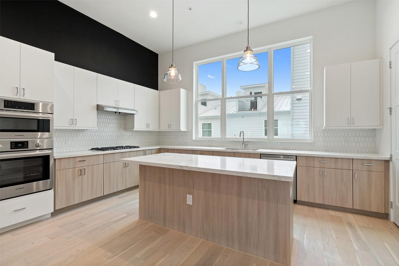 Austin, Texas, 78723, United States, 3 Bedrooms Bedrooms, ,3 BathroomsBathrooms,Residential,For Sale,1706921
