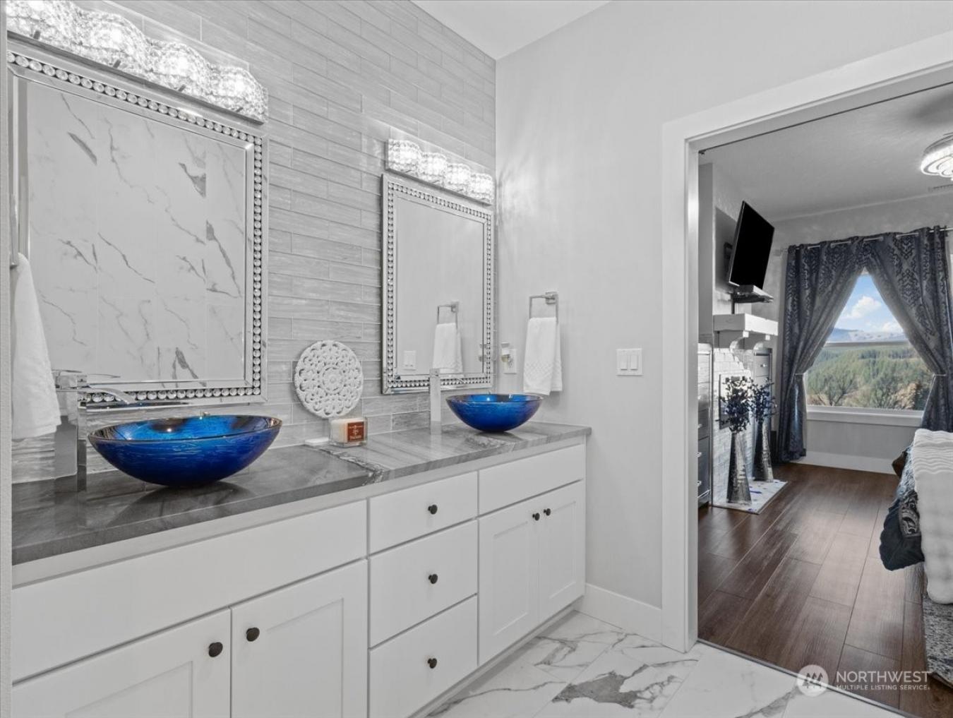 Washougal, Washington, 98671, United States, 3 Bedrooms Bedrooms, ,2 BathroomsBathrooms,Residential,For Sale,1706918