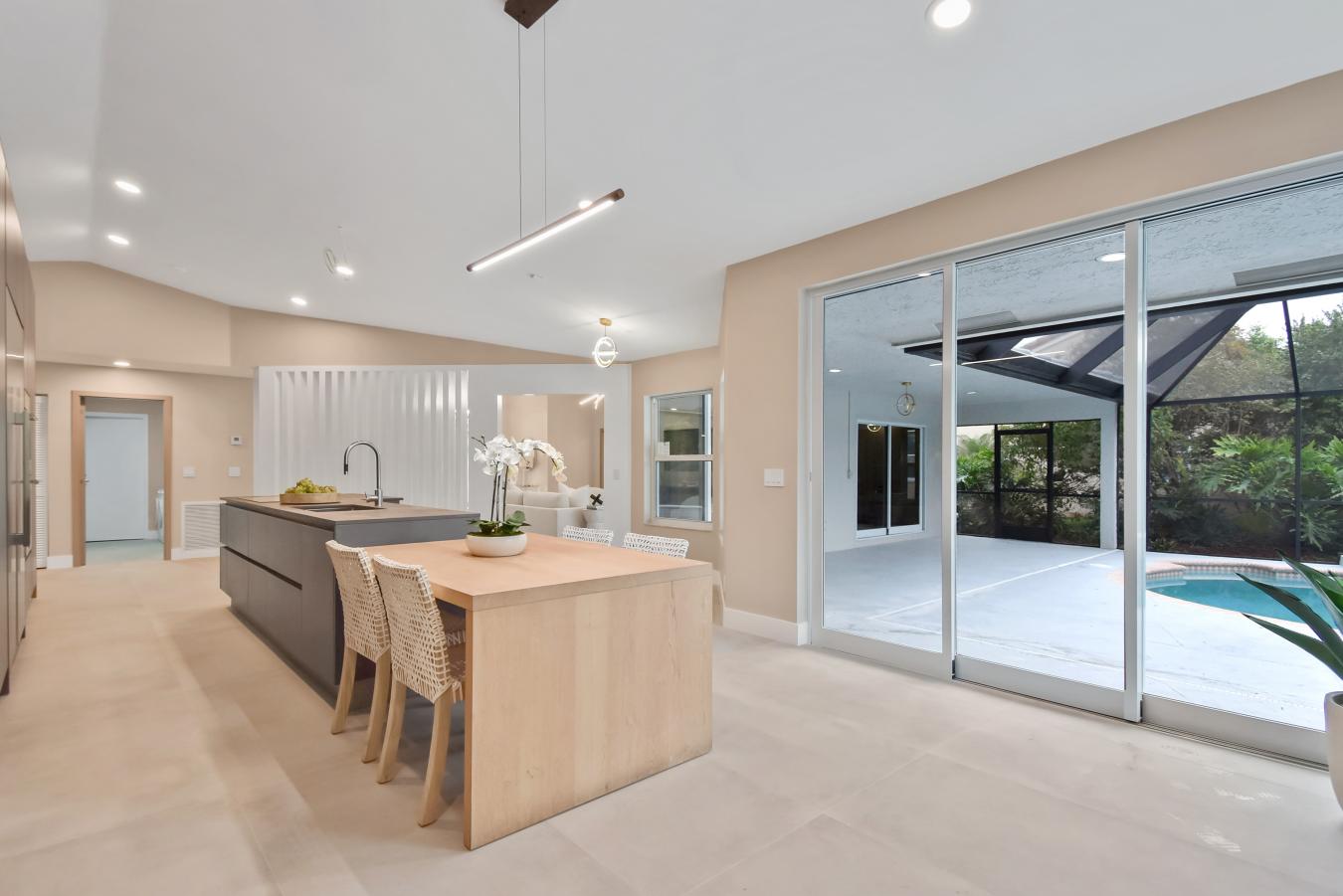 Weston, Florida, 33326, United States, 5 Bedrooms Bedrooms, ,2 BathroomsBathrooms,Residential,For Sale,1706914