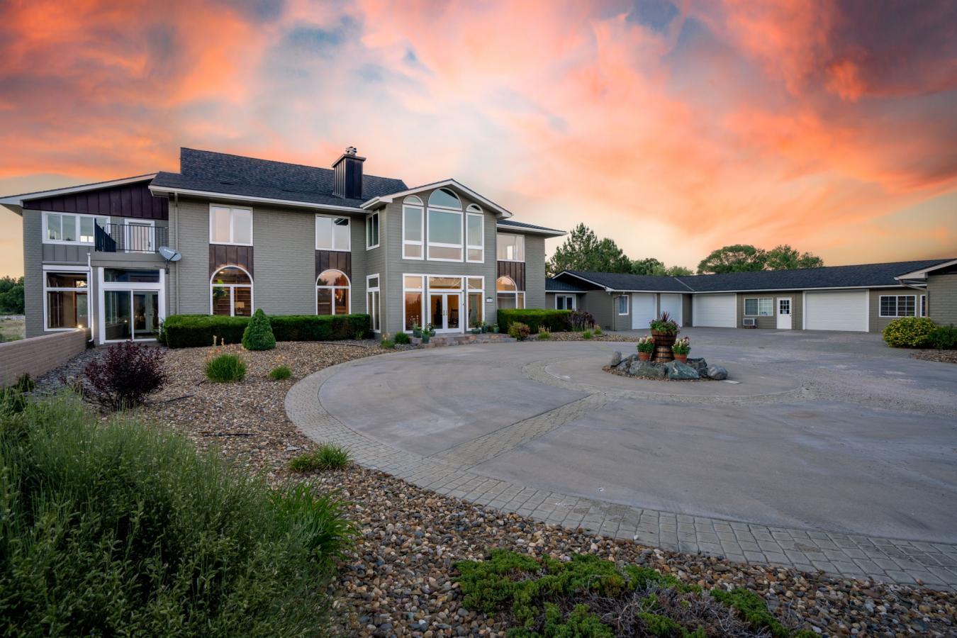 Minden, Nevada, 89423, United States, 6 Bedrooms Bedrooms, ,4 BathroomsBathrooms,Residential,For Sale,1706913