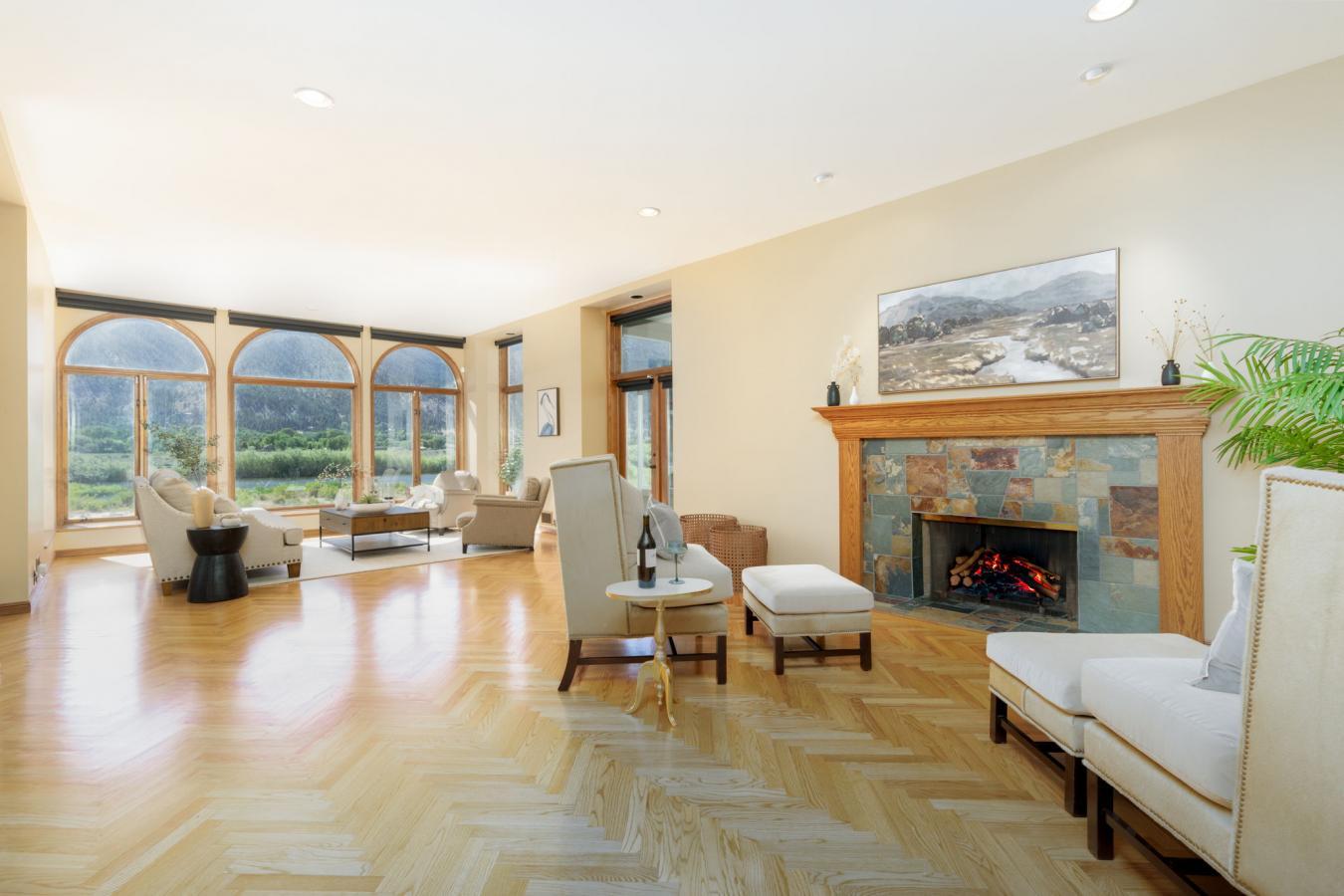 Minden, Nevada, 89423, United States, 6 Bedrooms Bedrooms, ,4 BathroomsBathrooms,Residential,For Sale,1706913