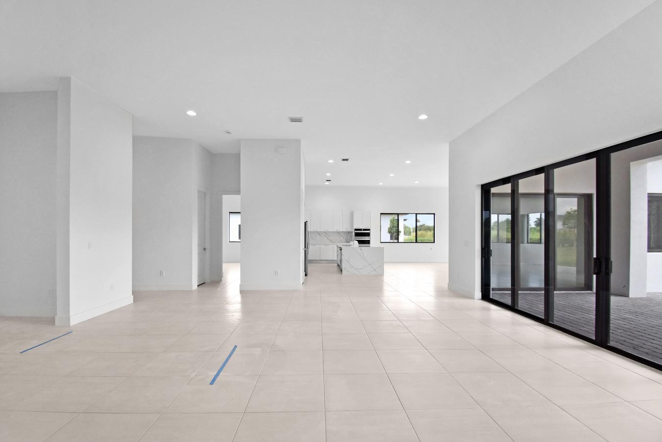 Weston, Florida, 33325, United States, 5 Bedrooms Bedrooms, ,4 BathroomsBathrooms,Residential,For Sale,1706908