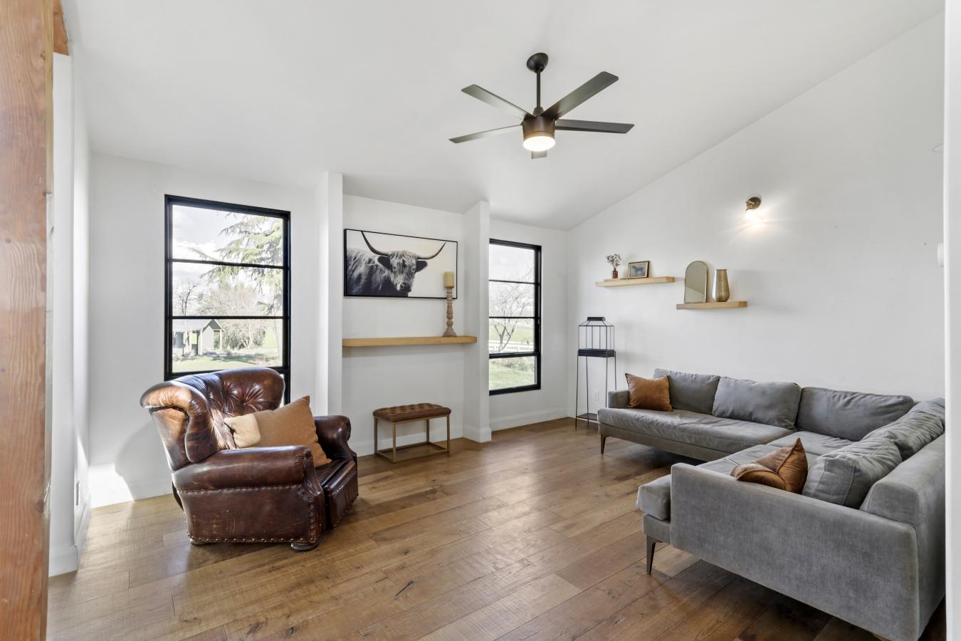 Clements, California, 95227, United States, 3 Bedrooms Bedrooms, ,1 BathroomBathrooms,Residential,For Sale,1706905