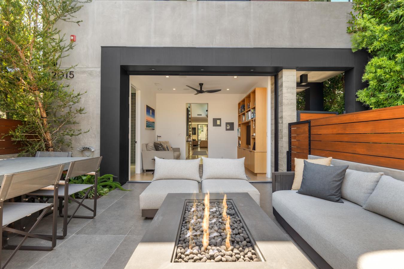 Redondo Beach, California, 90277, United States, 3 Bedrooms Bedrooms, ,2 BathroomsBathrooms,Residential,For Sale,1709478