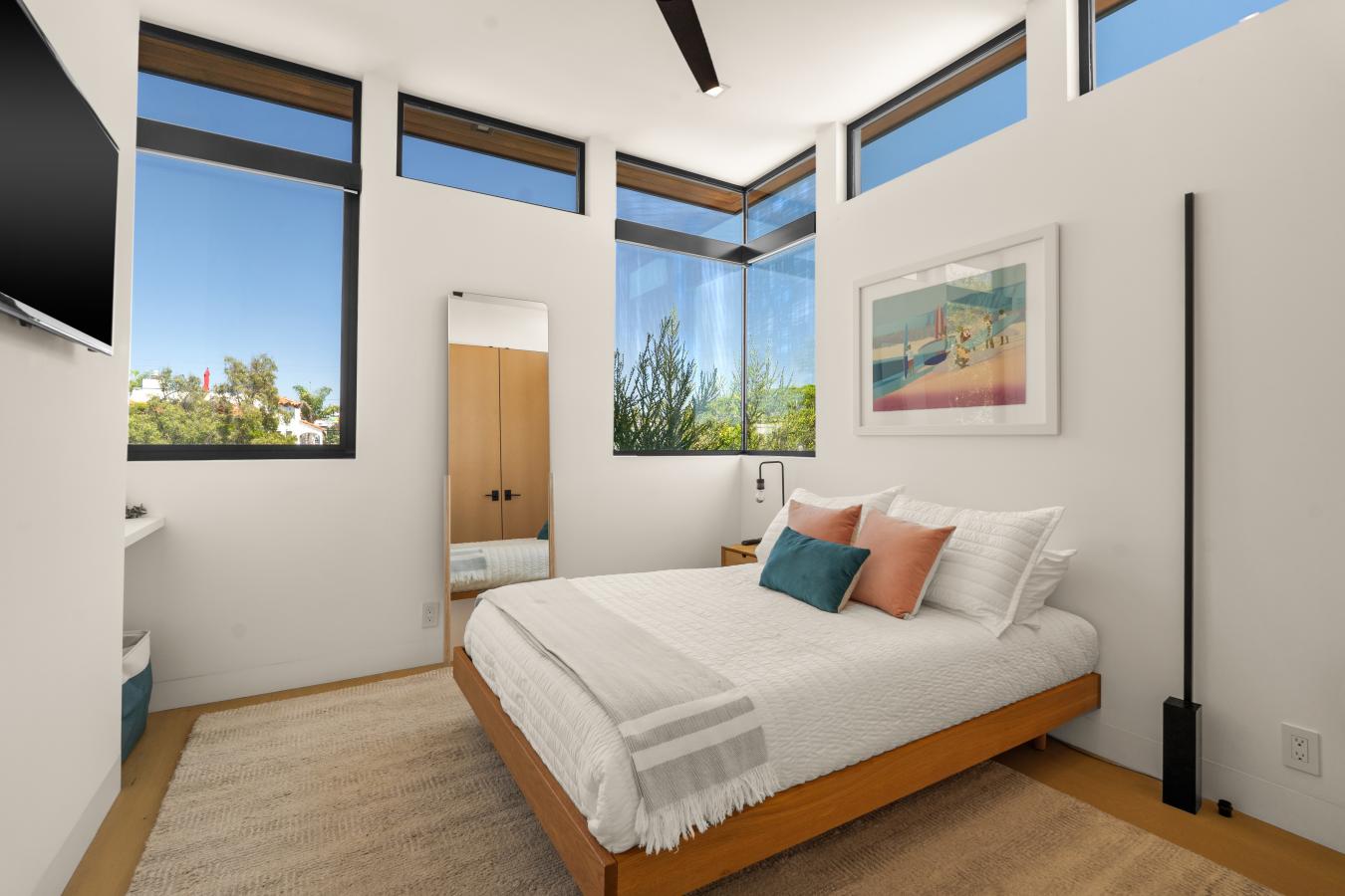 Redondo Beach, California, 90277, United States, 3 Bedrooms Bedrooms, ,2 BathroomsBathrooms,Residential,For Sale,1709478